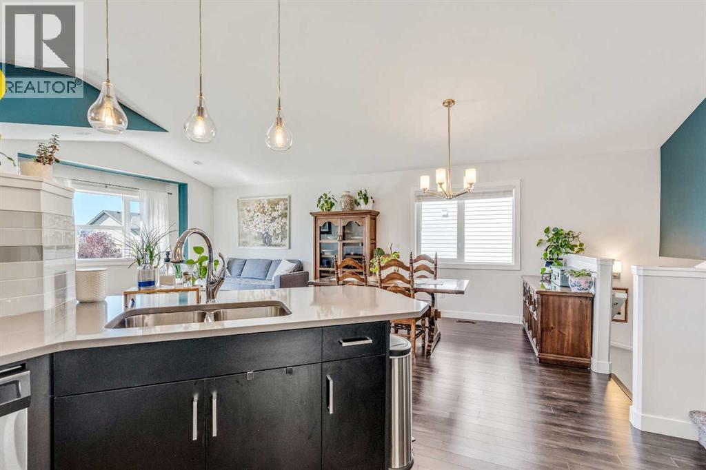 336 Crocus Terrace W - 14