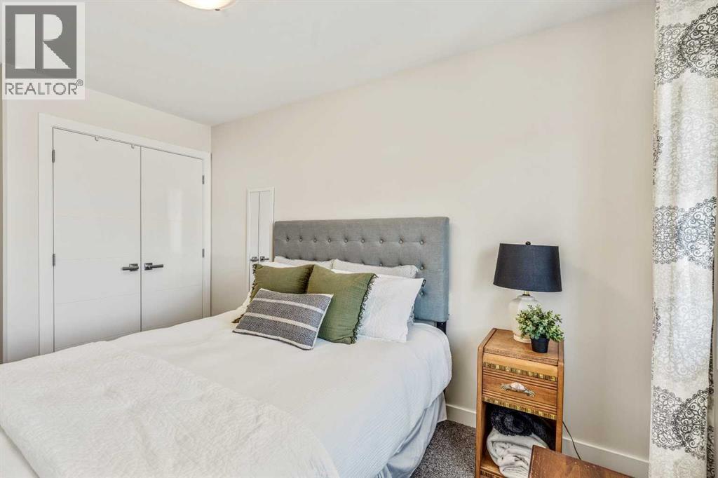 336 Crocus Terrace W - 24