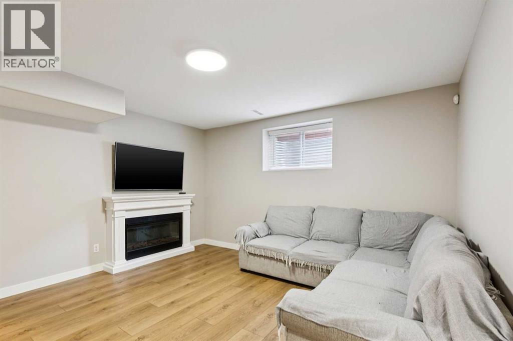 3 Tuscany Glen Green NW - Image 21