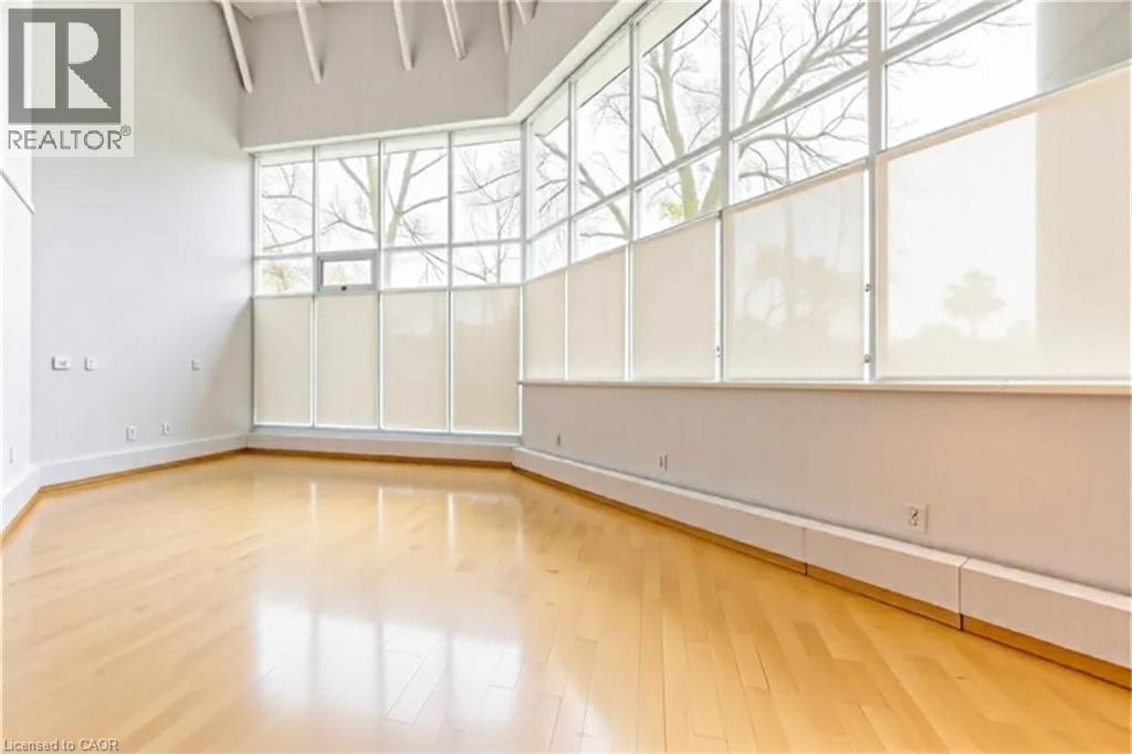 #106 66 BAY Street - 12