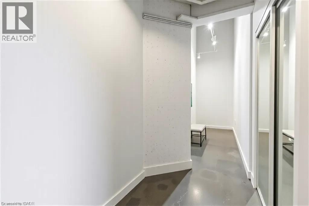 #106 66 BAY Street - 6