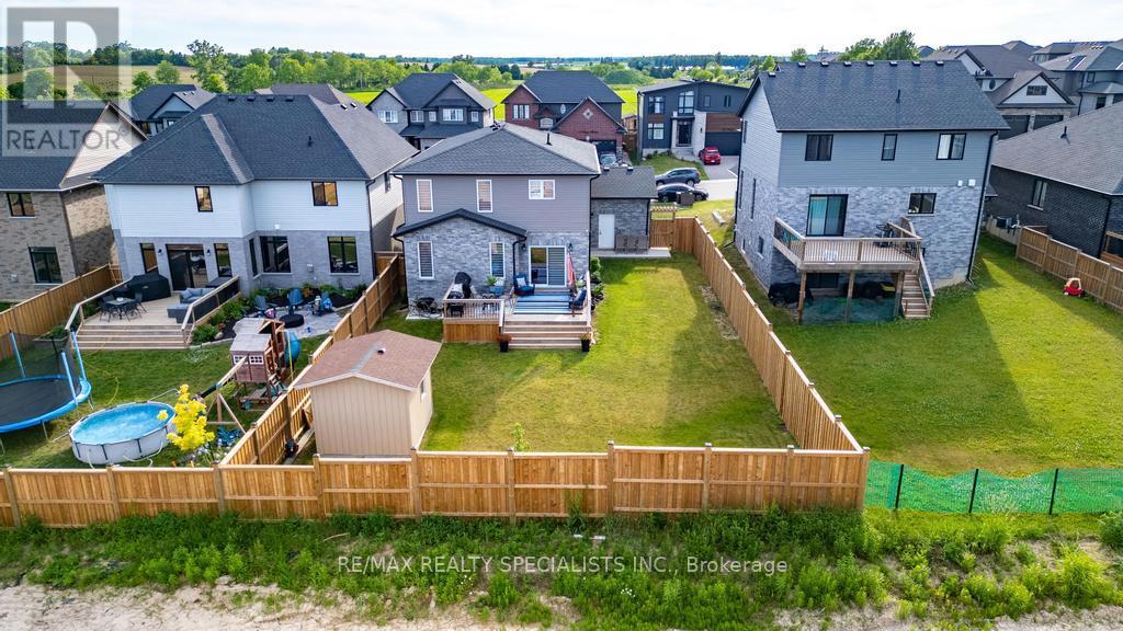 45 PEGGY AVENUE - Image 47
