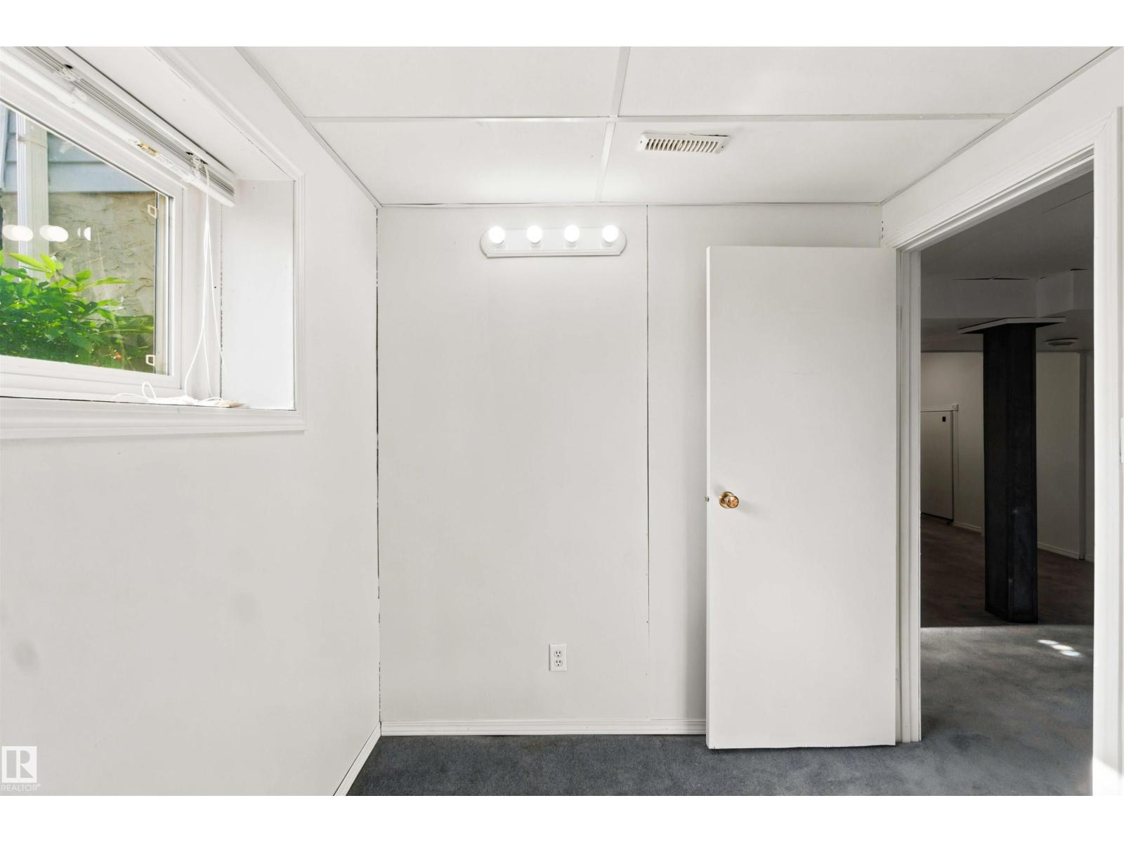 548 Sunnydale RD - 43
