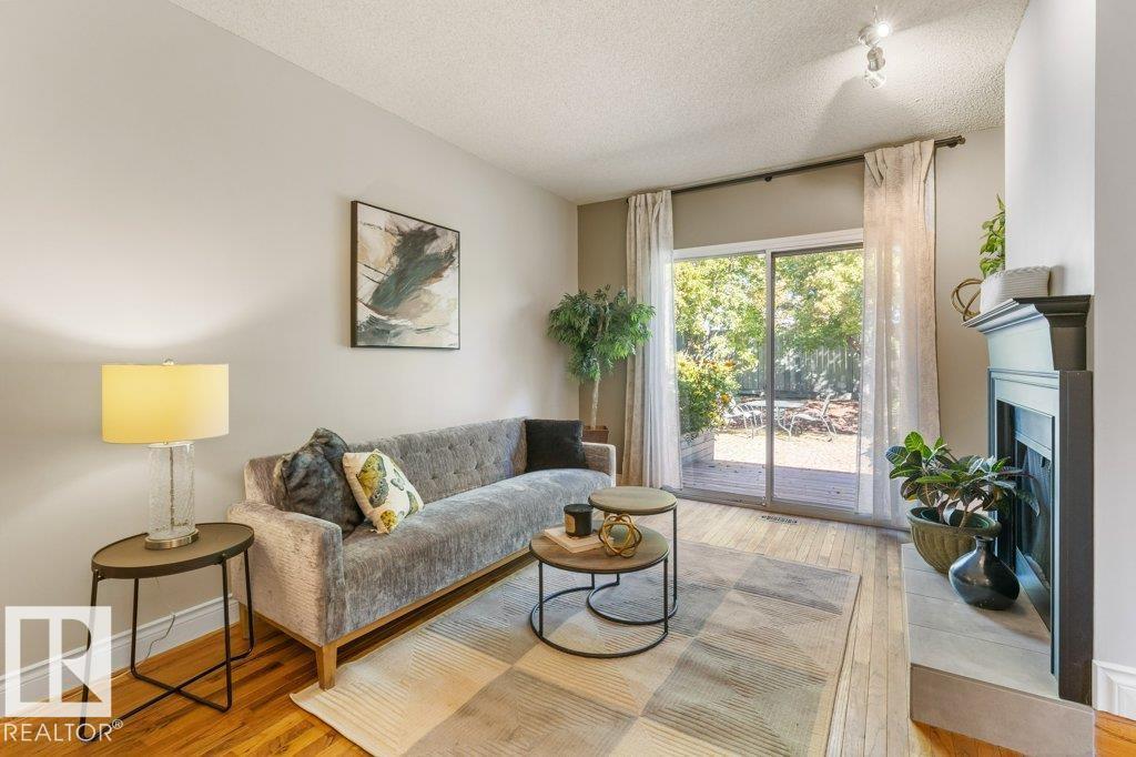 16715 98 ST NW - 4