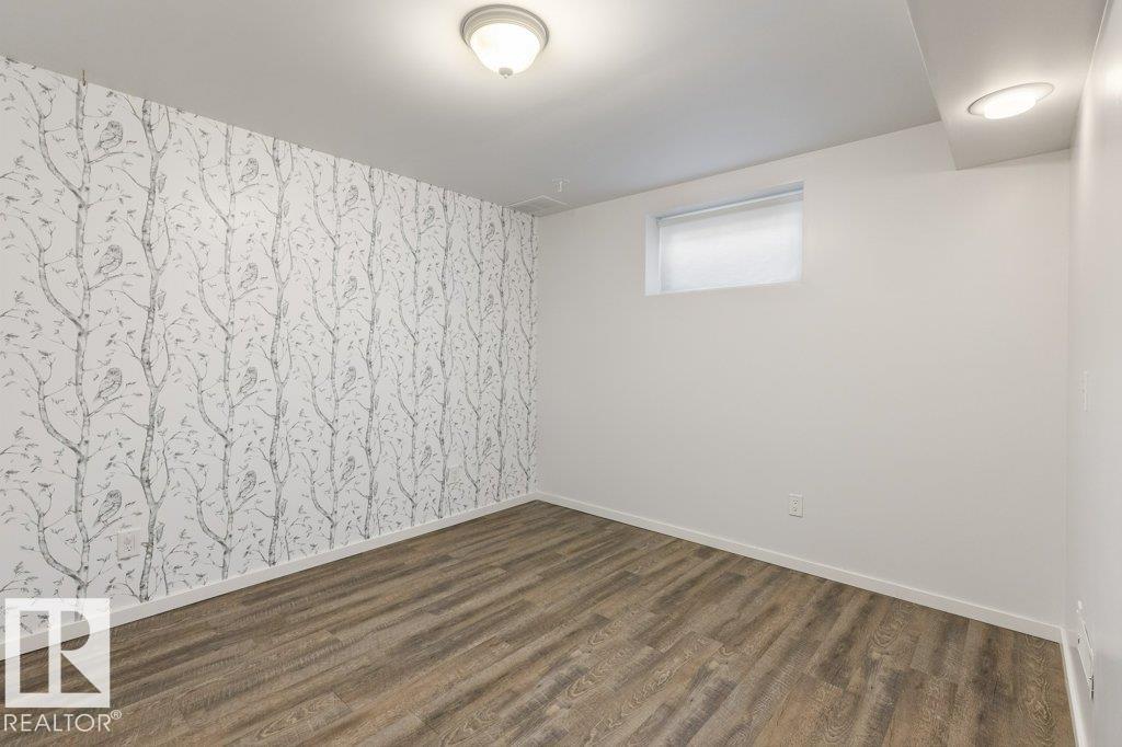16715 98 ST NW - 36