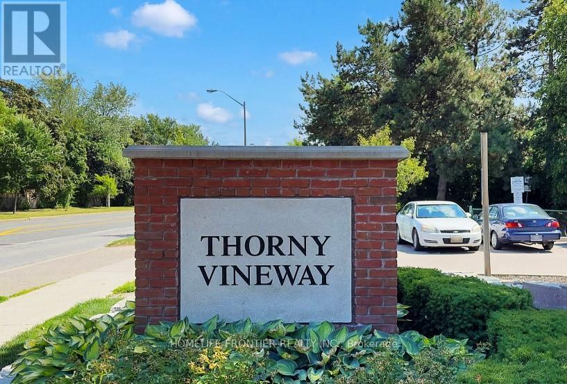 133 THORNY VINE WAY E - 1