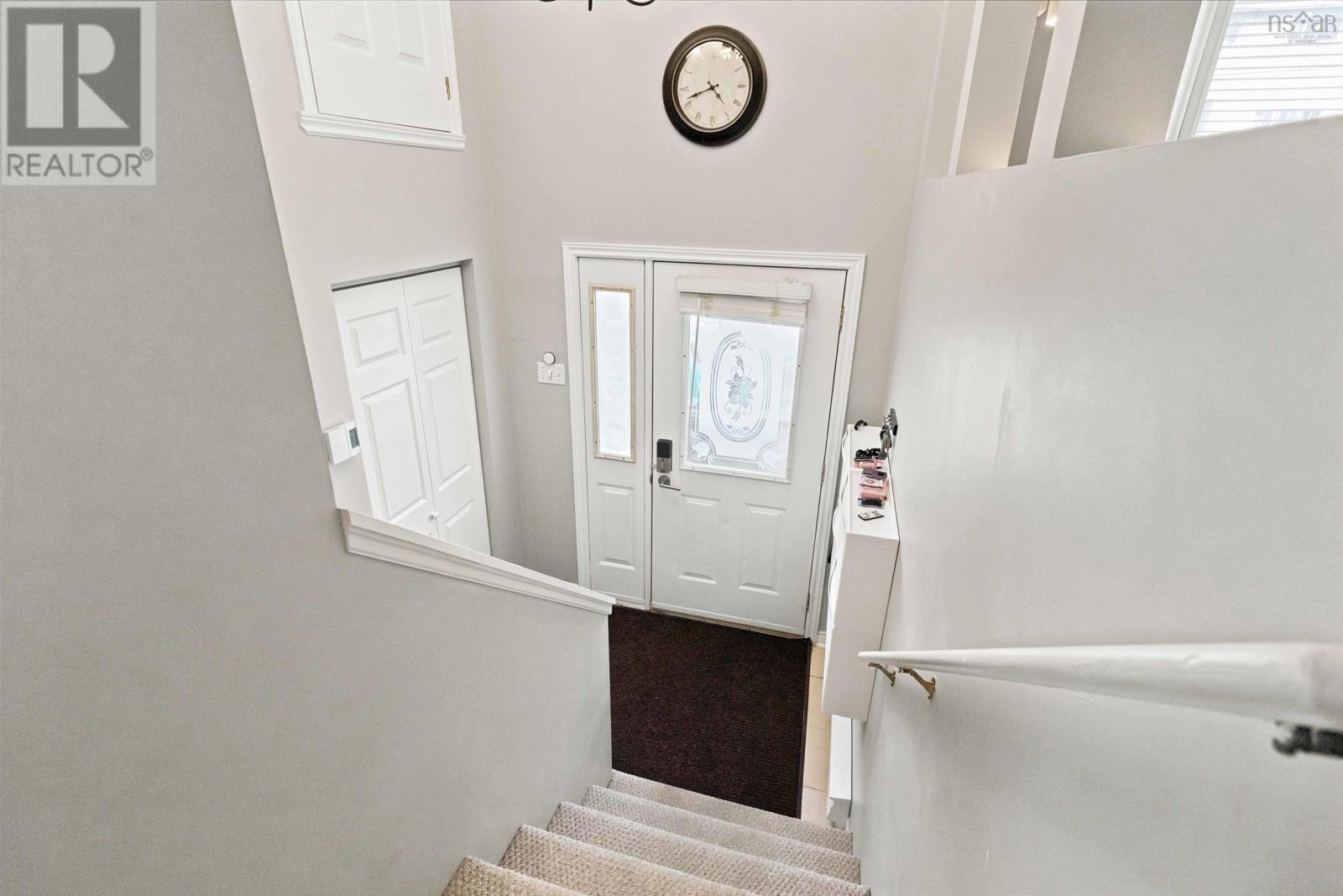7 Continental Lane - Image 4