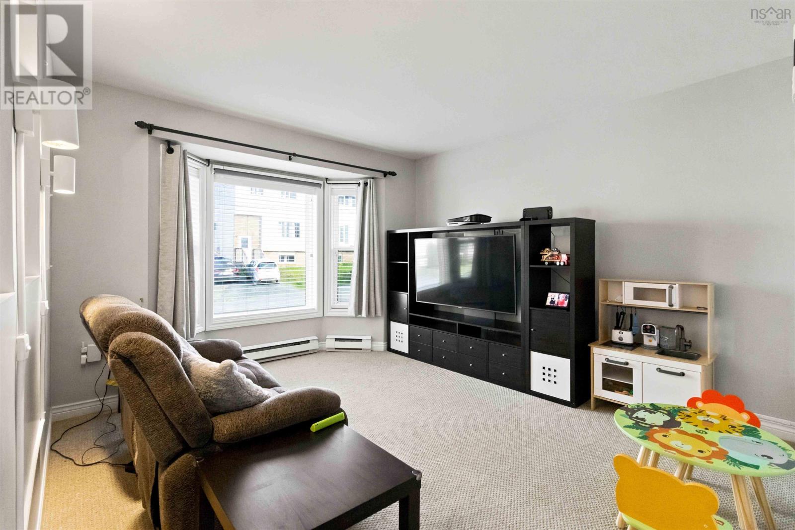 7 Continental Lane - Image 5