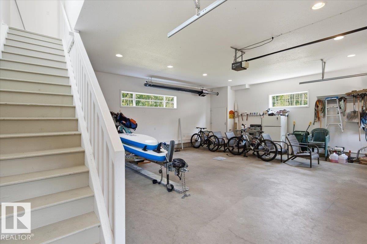 16 Lakeshore DR - Image 20