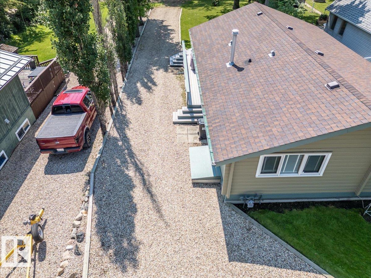 16 Lakeshore DR - Image 32