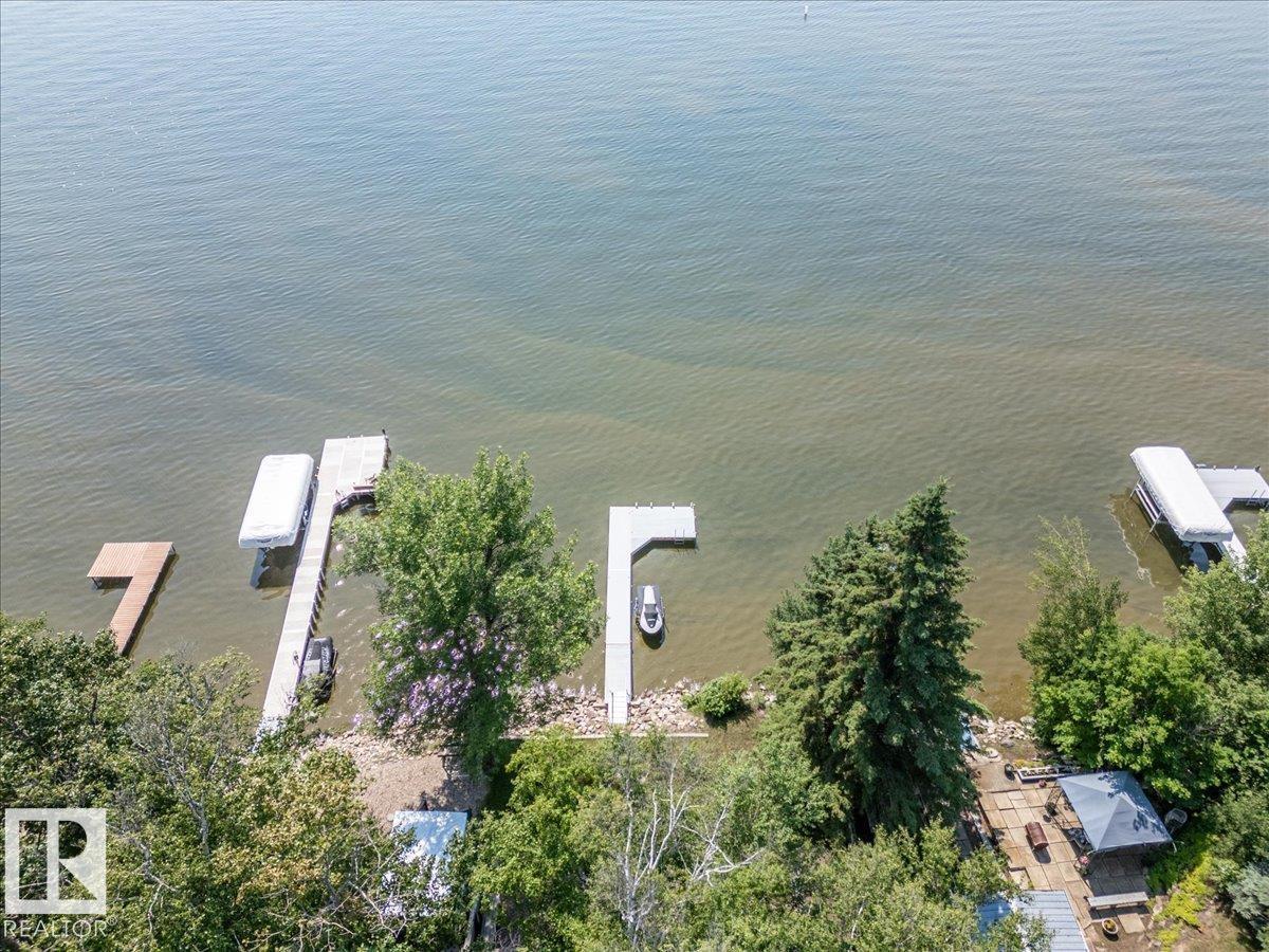 16 Lakeshore DR - Image 33