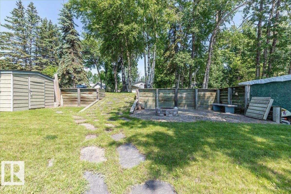 16 Lakeshore DR - Image 41