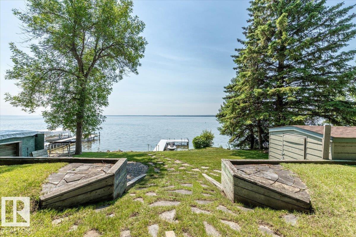 16 Lakeshore DR - Image 44