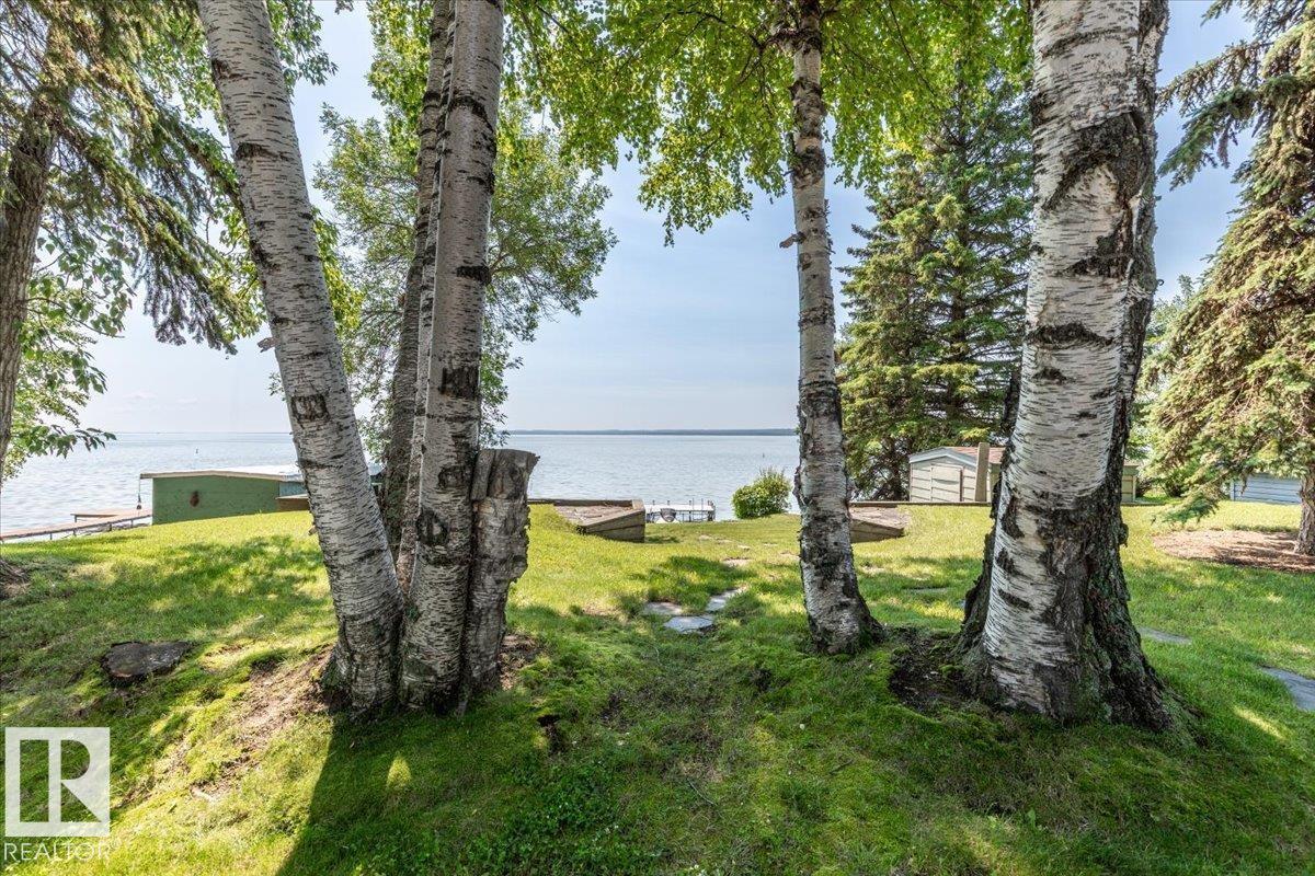 16 Lakeshore DR - Image 46