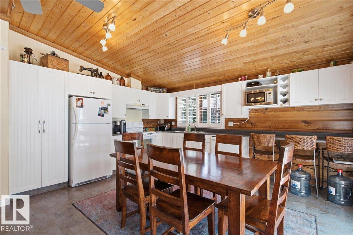 16 Lakeshore DR - Image 6