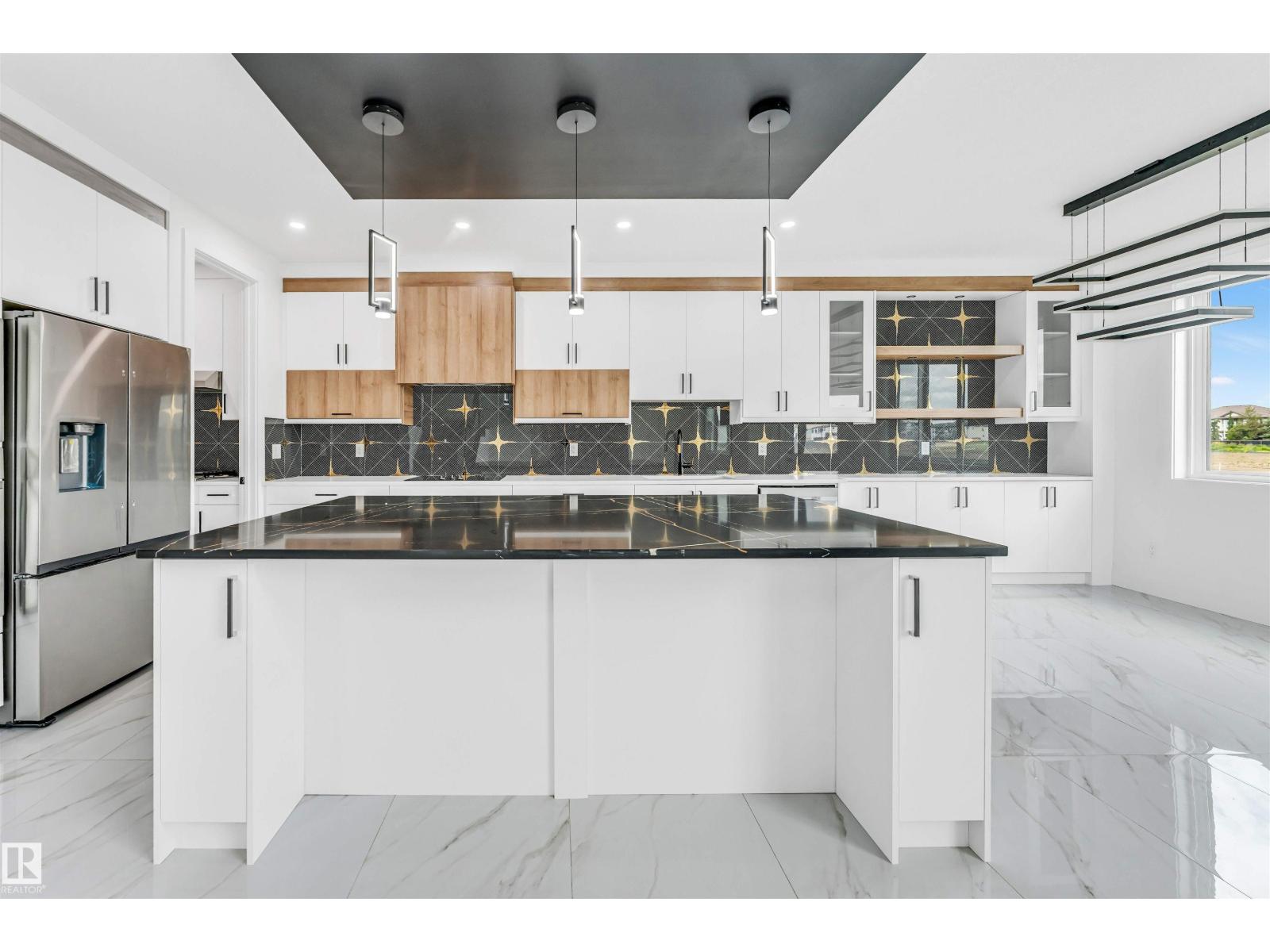 2322 63 AV - Image 19
