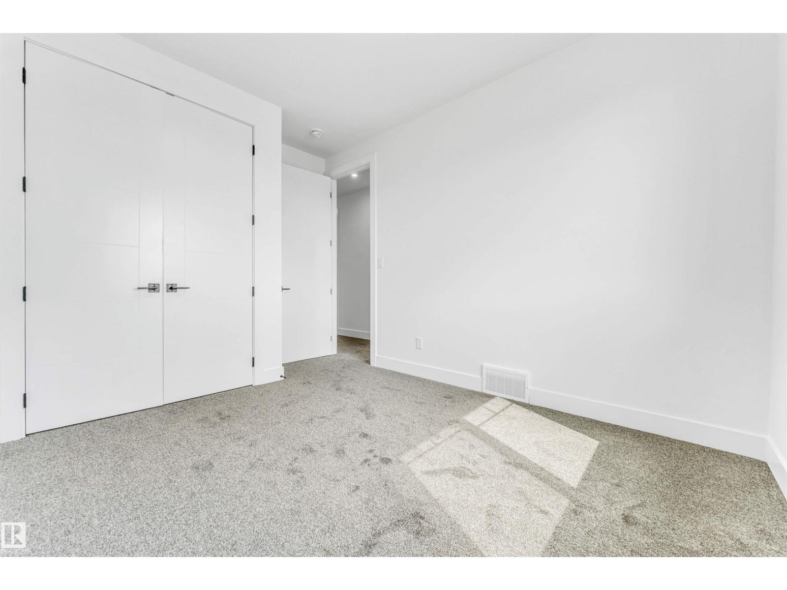 2322 63 AV - Image 33