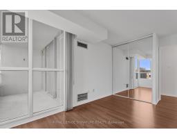 1410 - 11 Townsgate Drive, Vaughan, ON L4J8G4 Photo 13
