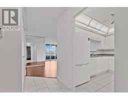 1410 - 11 Townsgate Drive, Vaughan, ON L4J8G4 Photo 8
