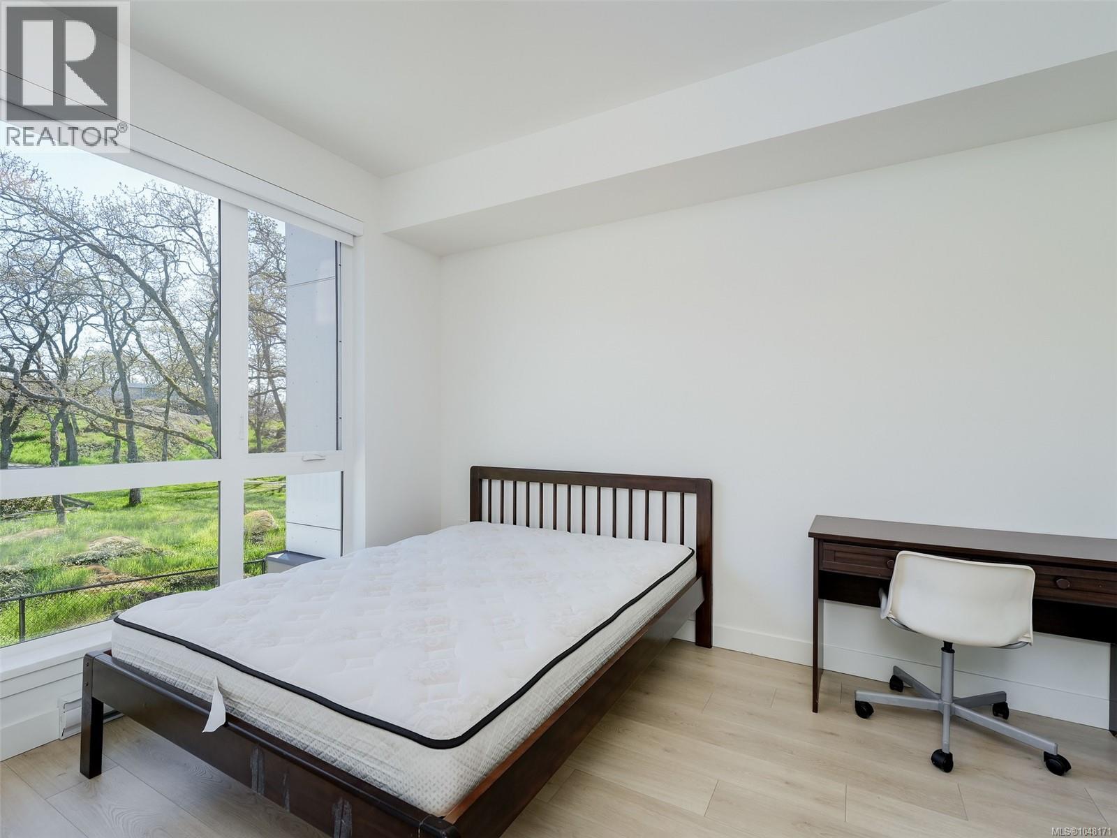 #308 1301 Hillside Ave - 11