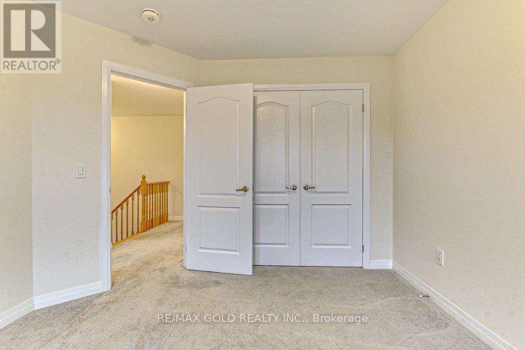 120 HUNTINGFORD TRAIL - 23