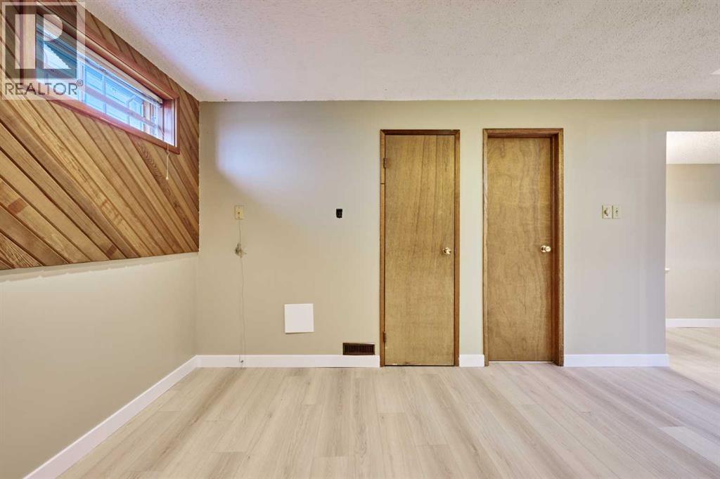 4820 49 Avenue NW - Image 39