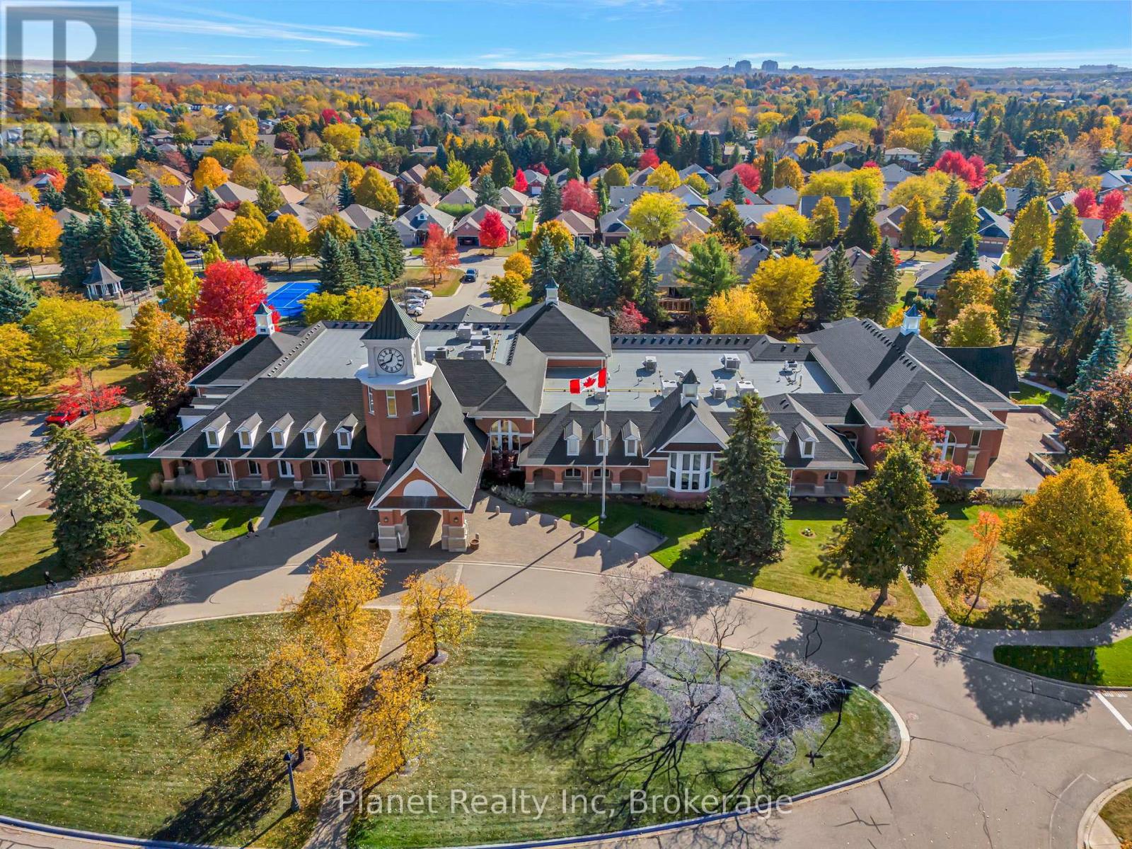 #301 65 BAYBERRY DRIVE - 21