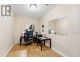 Bedroom - 301 - 65 Bayberry Drive, Guelph, ON N1G5K8 Photo 6