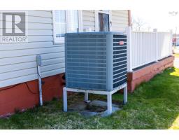 16 Reserve Street, Glace Bay, NS B1A4V8 Photo 46