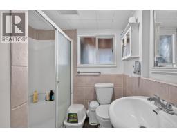 5868 Macgregor Road, Peachland, BC V0H1X4 Photo 34