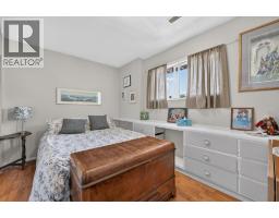5868 Macgregor Road, Peachland, BC V0H1X4 Photo 23