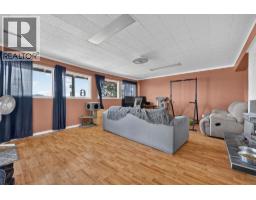 5868 Macgregor Road, Peachland, BC V0H1X4 Photo 28