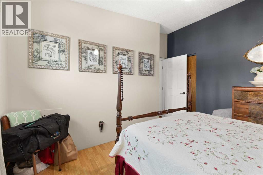 1171 Bassett Crescent NW - Image 20