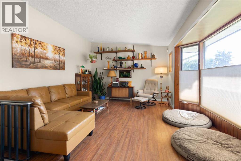 1171 Bassett Crescent NW - Image 5