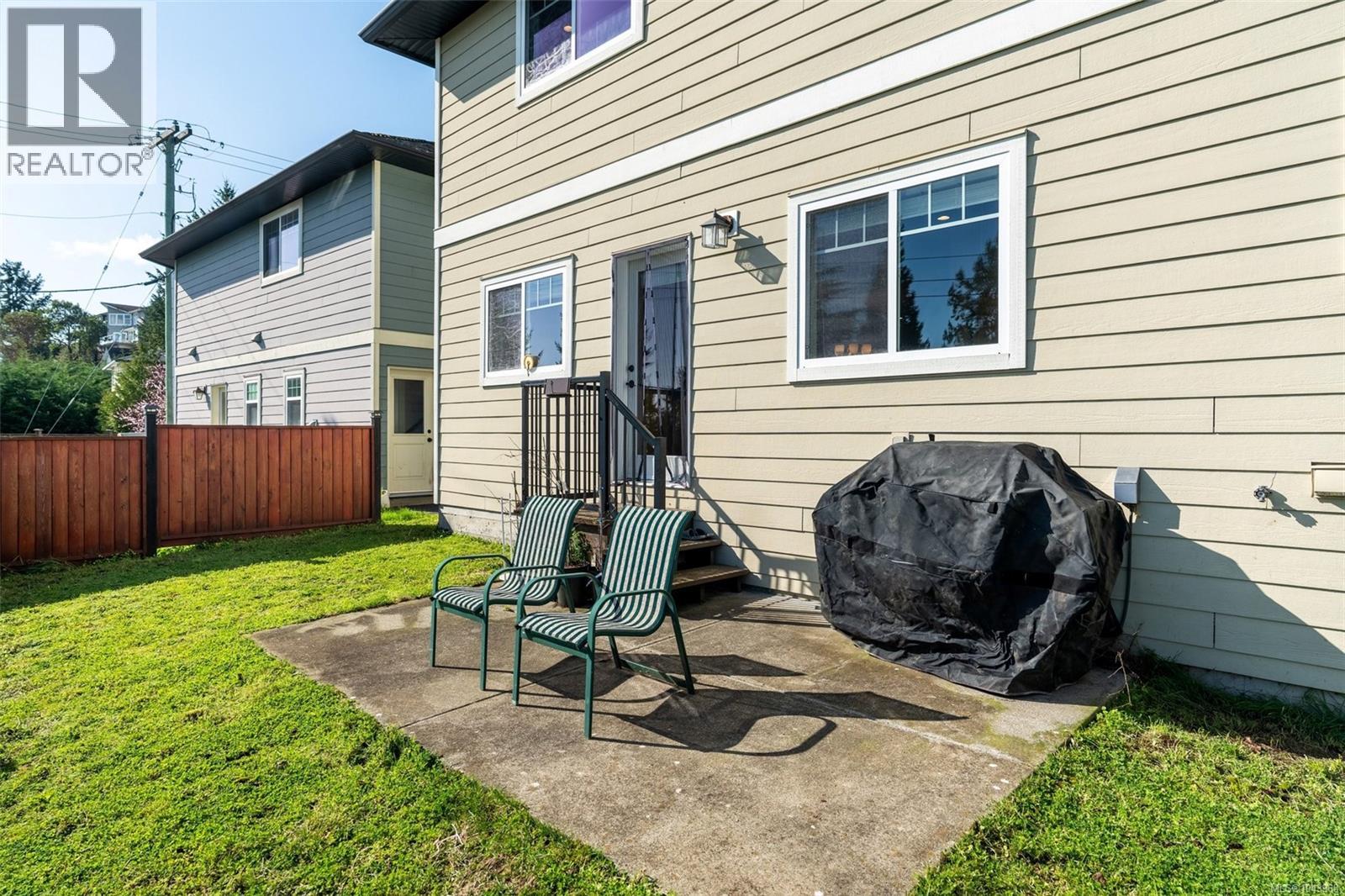  942 Arngask Avenue, Langford