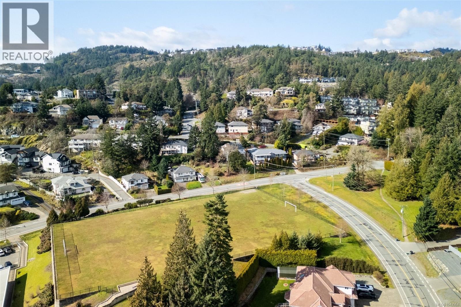  942 Arngask Avenue, Langford
