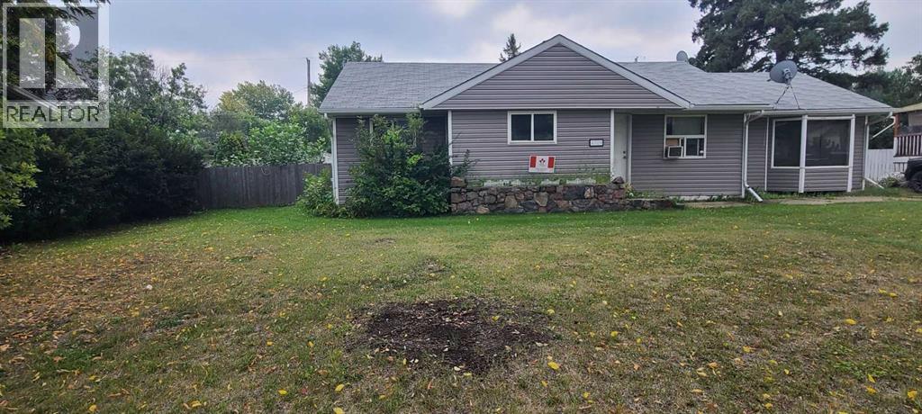 4709 53 Avenue - 10