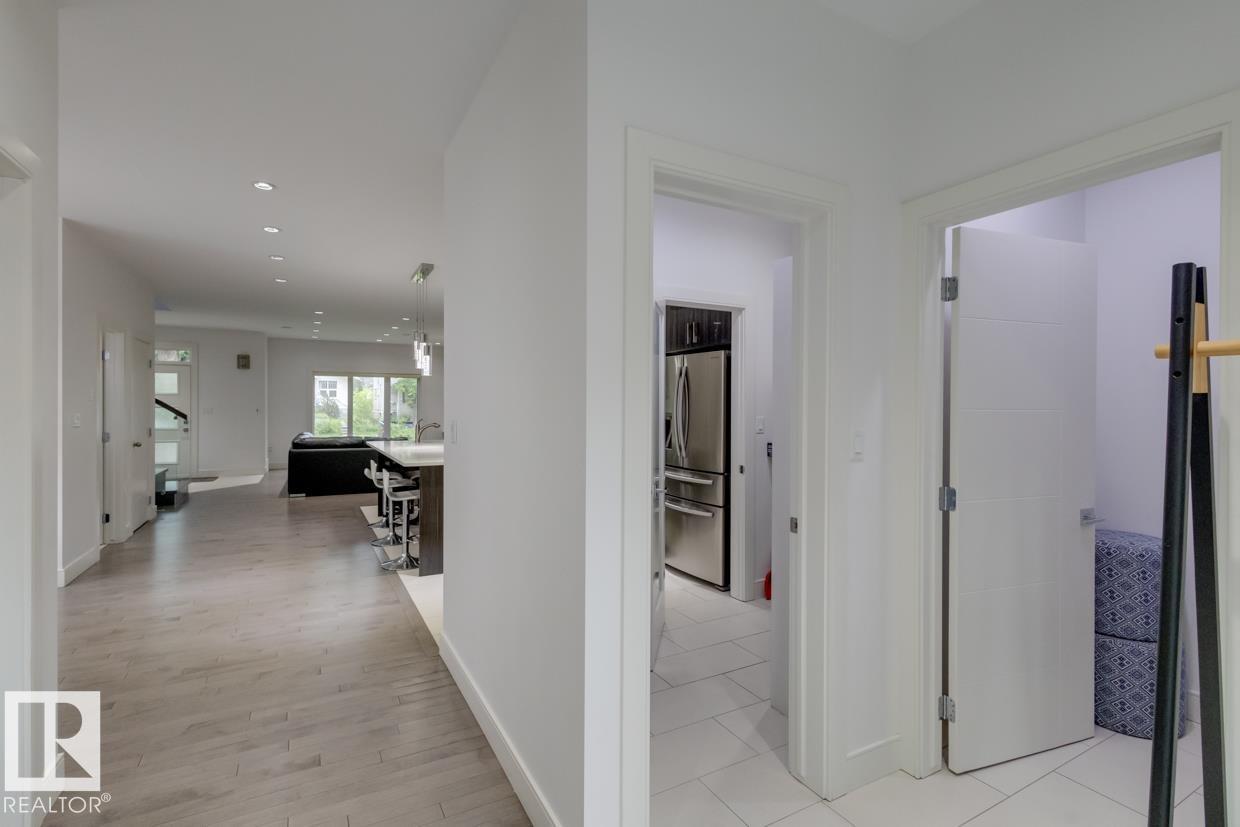 11045 85 AV NW - Image 22