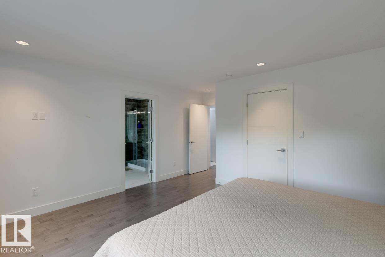 11045 85 AV NW - Image 31