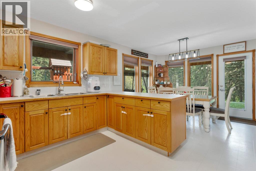4 GREENWOOD Way - 8