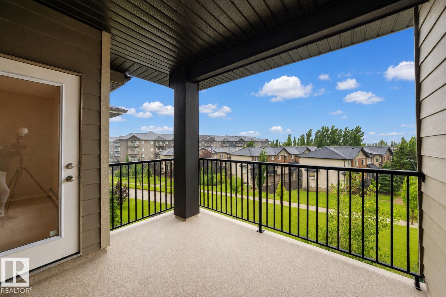 #404 12025 22 AV SW, Edmonton, Alberta, T6W2Y1