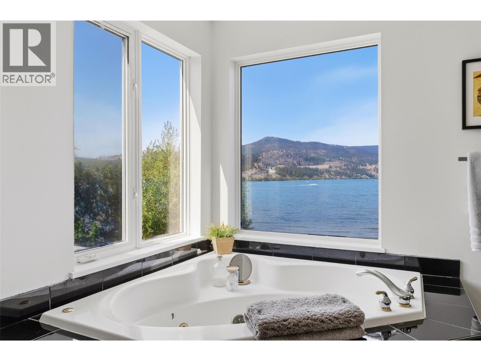 3210 Clement Road - Image 41