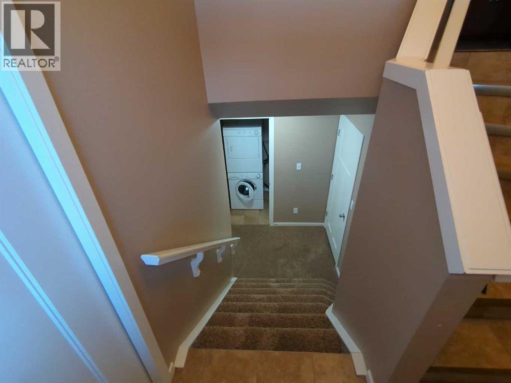 144 Mt Sundial Court W - 11