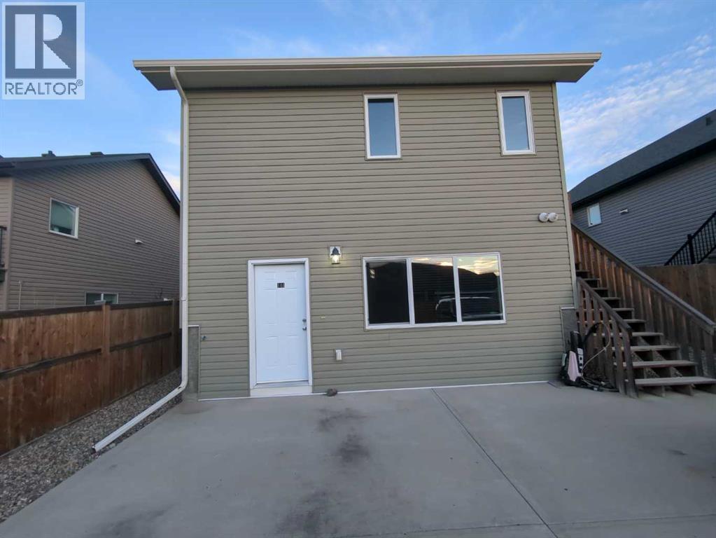 144 Mt Sundial Court W - Image 15