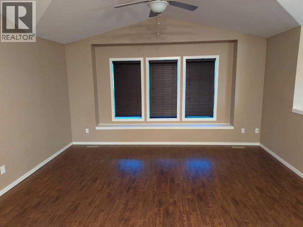 144 Mt Sundial Court W - 9