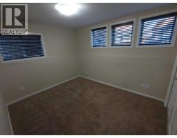 144 Mt Sundial Court W - photo 24