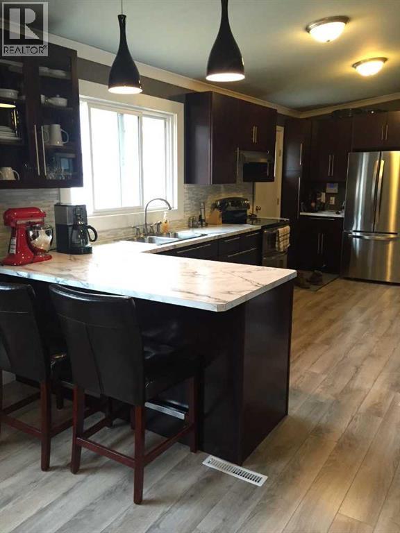 10337 110 Avenue - 4