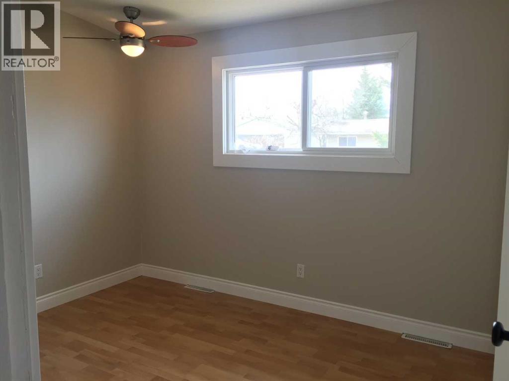 10337 110 Avenue - 7