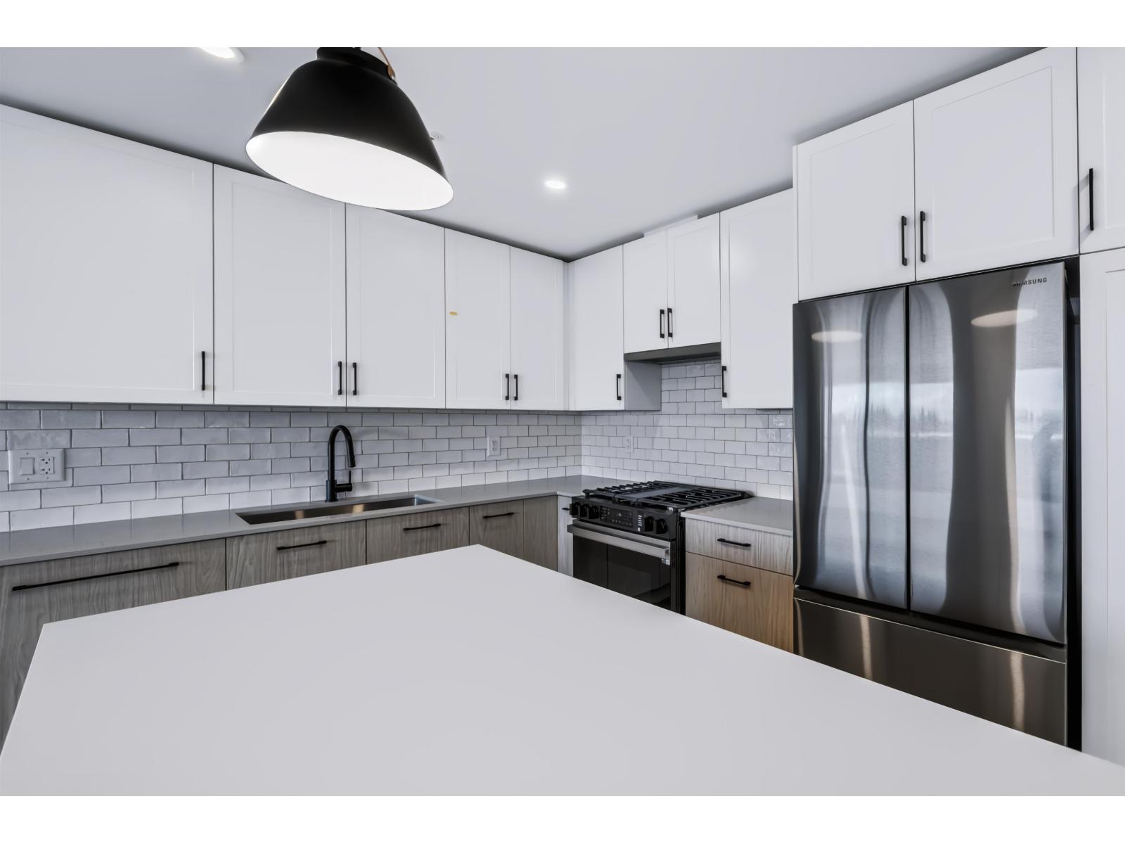 2 Bed, 2 Bath Apartment for Sale in Langley – 607 27215 ALDERGROVE TOWN CENTRE DRIVE, Langley – MLS# R3144334 - Image 13