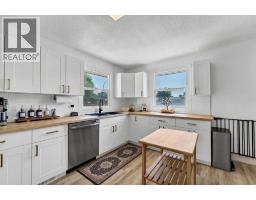 56 Robertson Way Sw, Medicine Hat, AB T1A5J2 Photo 14
